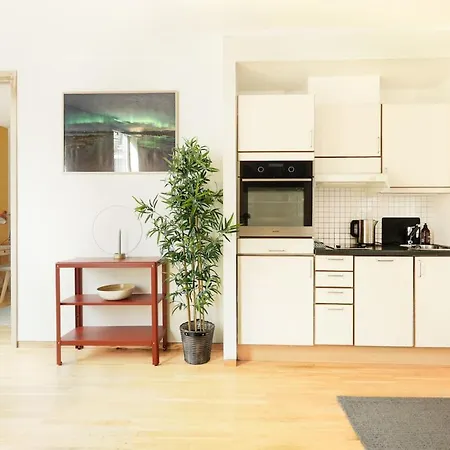 Stylish 2nd Floor Centre Τρόντχαϊμ